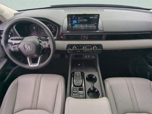 Certified 2025 Honda Pilot EX-L image 15