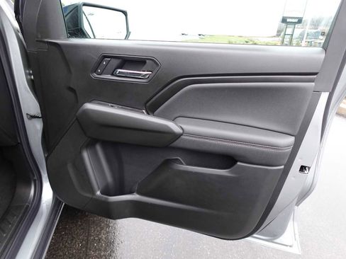 New 2026 GMC Canyon Elevation w/ Convenience Package image 27