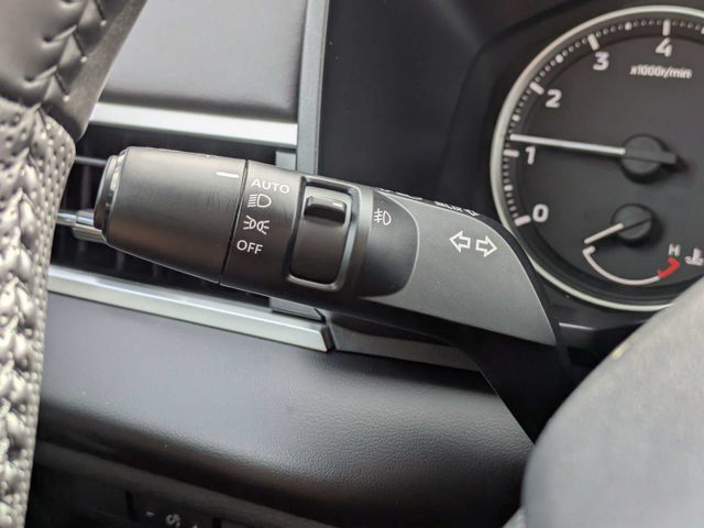 Used 2025 Mitsubishi Outlander SE FWD image 30