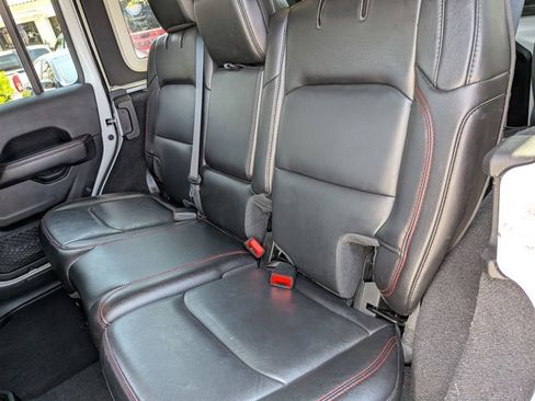 Used 2020 Jeep Wrangler Unlimited Rubicon AWD/4WD image 17