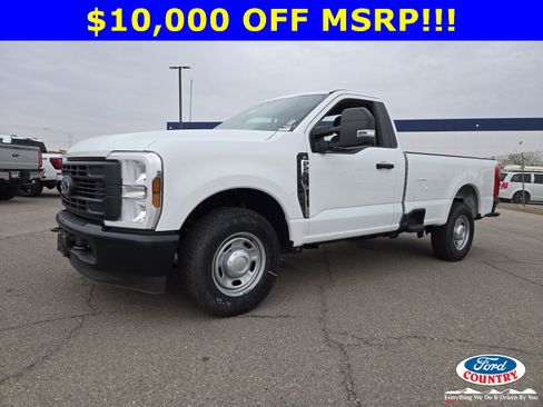 New 2025 Ford F250 XL image 2