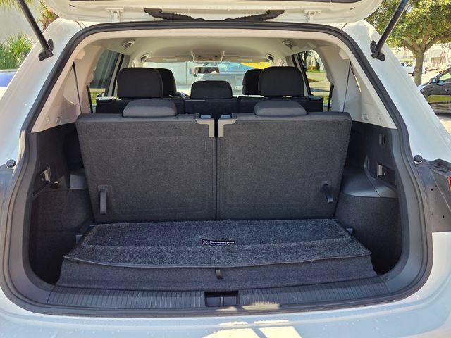 Used 2021 Volkswagen Tiguan S FWD image 13