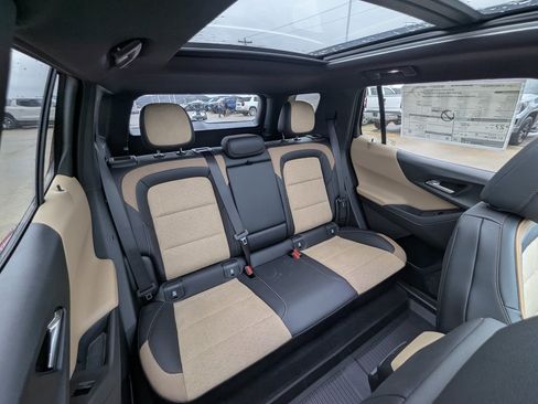 New 2026 Chevrolet Equinox ACTIV w/ LPO, Floor Liner Package image 14