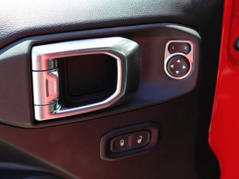 New 2025 Jeep Wrangler Willys 4xe image 15