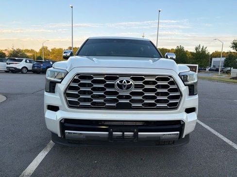 Used 2023 Toyota Sequoia Capstone AWD/4WD image 8