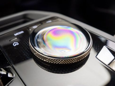 Used 2024 BMW iX xDrive50 w/ Premium Package image 23