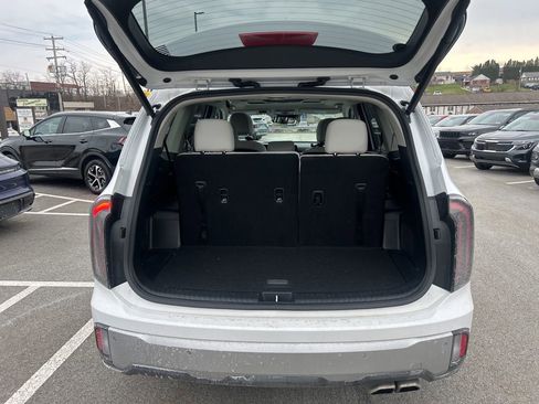 Certified 2023 Kia Telluride EX image 6