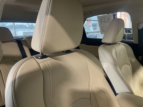 Used 2022 Lexus RX 450h AWD w/ Luxury Package image 7