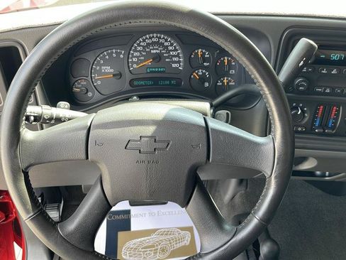 Used 2005 Chevrolet Silverado 2500 LS AWD/4WD image 29