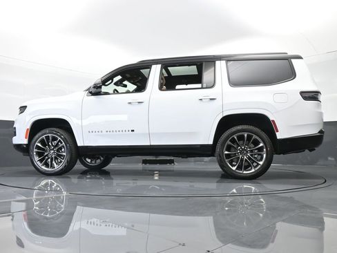 Used 2024 Jeep Grand Wagoneer Series III w/ Quick Order Packagew 28T image 58