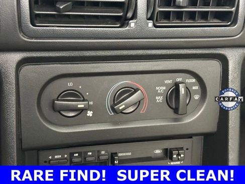 Used 1992 Ford Mustang LX image 30
