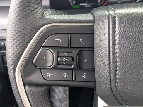 Used 2024 Toyota Tacoma TRD Off-Road w/ TRD Off Road Upgrade Package AWD/4WD image 26