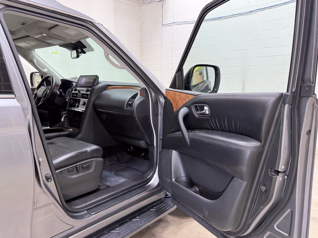Used 2023 Nissan Armada SL RWD image 40