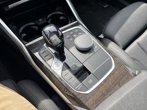 Used 2021 BMW 330i xDrive Sedan w/ Driving Assistance Package image 26