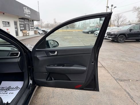 Used 2018 Kia Optima SX w/ Technology Package FWD image 13