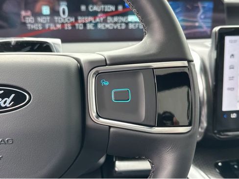 New 2026 Ford Expedition Platinum w/ Stealth Performance Package AWD/4WD image 26