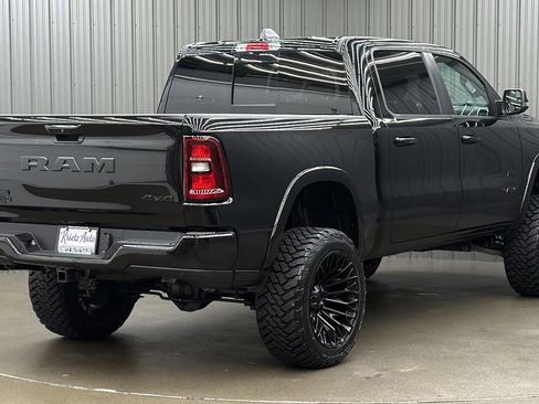 Used 2025 RAM 1500 Big Horn AWD/4WD image 5