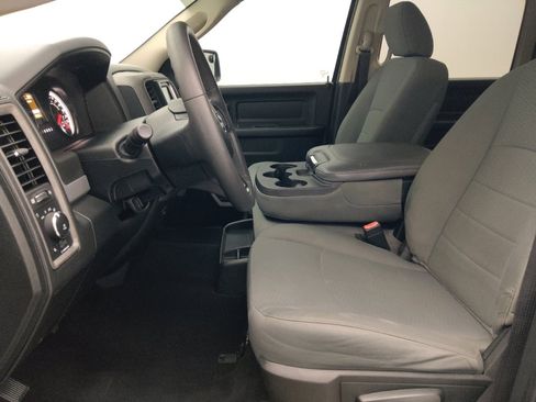 Used 2018 RAM 1500 Express w/ Express Value Package RWD image 17