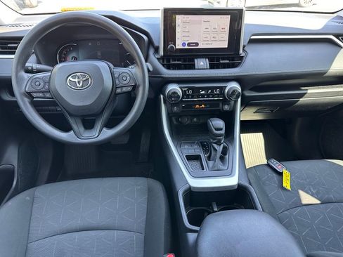 Used 2024 Toyota RAV4 XLE w/ Convenience Package FWD image 4