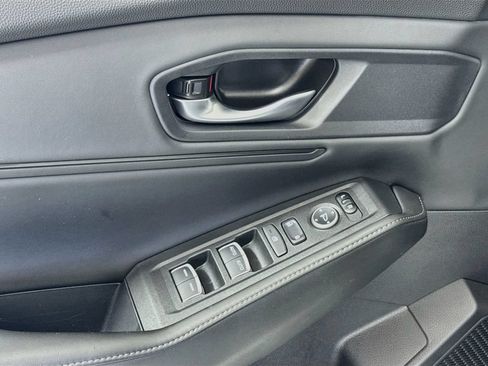 Used 2025 Honda Accord Sport image 17