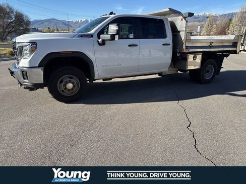 Used 2021 GMC Sierra 3500 4x4 Crew Cab w/ Convenience Package image 2