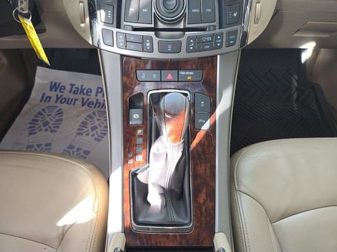 Used 2012 Buick LaCrosse Premium image 19
