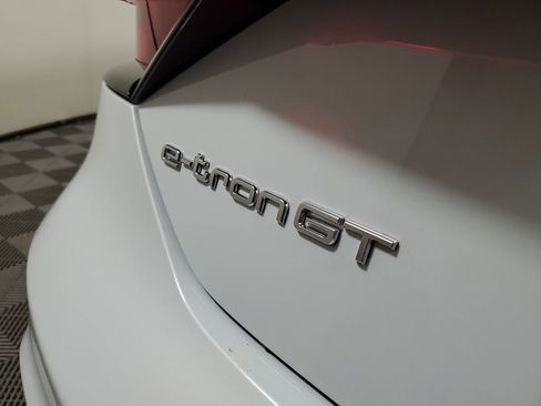 Used 2023 Audi e-tron GT Premium Plus AWD/4WD image 7
