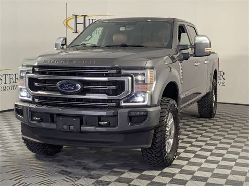 Used 2022 Ford F350 Platinum w/ FX4 Off-Road Package image 4