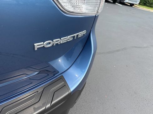 Used 2022 Subaru Forester Premium w/ Popular Package #3 AWD/4WD image 37