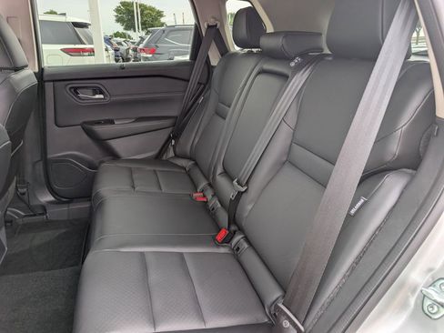 Certified 2025 Nissan Rogue SV w/ SV Premium Package FWD image 26