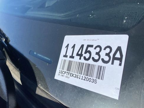 Used 2025 Chevrolet Colorado ZR2 image 13