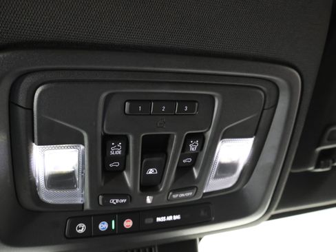 Used 2024 Chevrolet Silverado 3500 High Country w/ High Country Premium Package AWD/4WD image 63