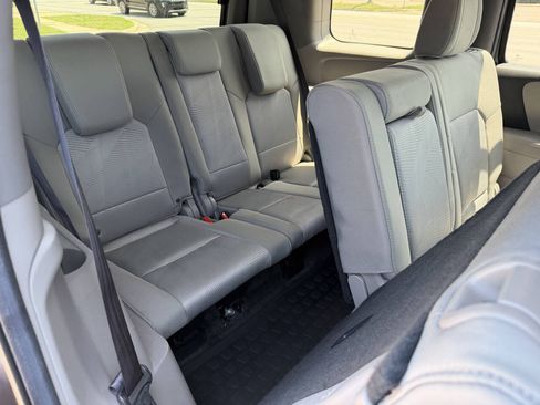 Used 2012 Honda Pilot LX image 16