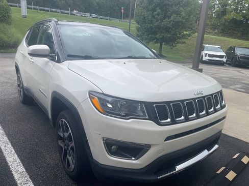 Used 2019 Jeep Compass Limited w/ Safety & Security Group AWD/4WD image 1