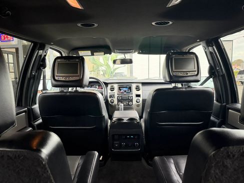 Used 2015 Ford Expedition EL XLT w/ Equipment Group 202A AWD/4WD image 32