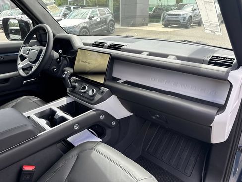 New 2026 Land Rover Defender 110 X-Dynamic SE AWD/4WD image 20