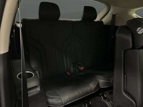 Used 2024 Genesis GV80 3.5T w/ Advanced Package image 35