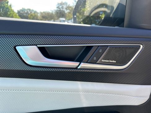 New 2026 Volkswagen Atlas Cross Sport SEL Premium R-Line image 18