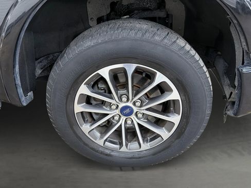 Used 2016 Ford F150 Lariat w/ Equipment Group 502A Luxury image 18