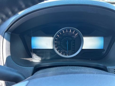 Used 2014 Ford Explorer XLT w/ Equipment Group 202A FWD image 12