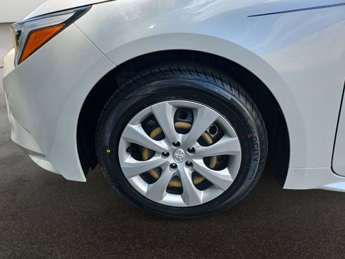 Used 2024 Toyota Corolla LE FWD image 34