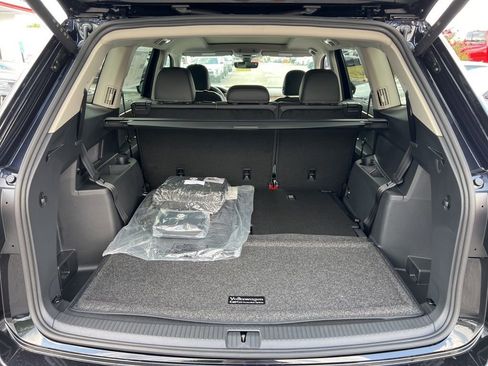New 2026 Volkswagen Atlas SE FWD image 13