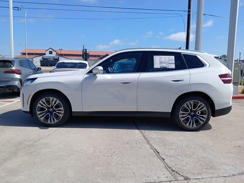 New 2025 BMW X3 xDrive30i w/ Premium Package image 7