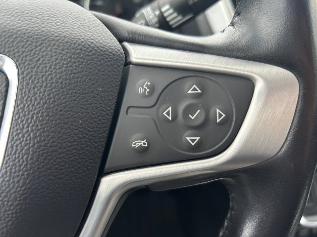 Used 2020 GMC Terrain SLT w/ Preferred Package AWD/4WD image 24