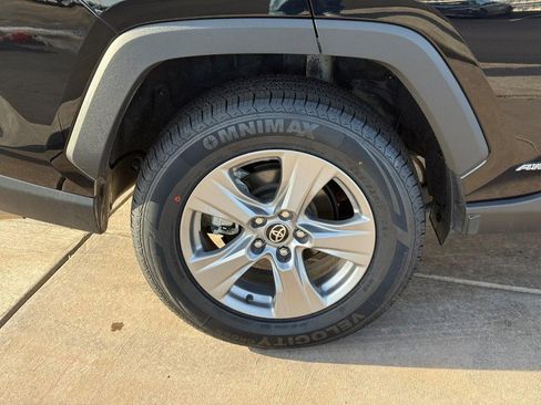 Certified 2024 Toyota RAV4 XLE w/ Convenience Package image 7