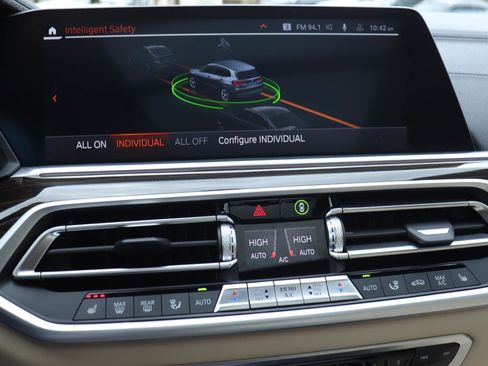 Used 2021 BMW X5 sDrive40i w/ Premium Package 2 image 37