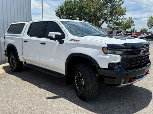 Used 2024 Chevrolet Silverado 1500 ZR2 w/ Technology Package AWD/4WD image 12