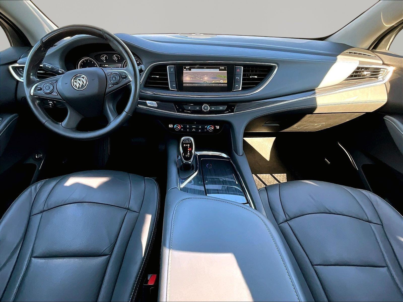 Used 2018 Buick Enclave Premium w/ Experience Buick Package FWD image 7