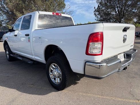 Used 2022 RAM 2500 Tradesman w/ Chrome Appearance Group AWD/4WD image 7