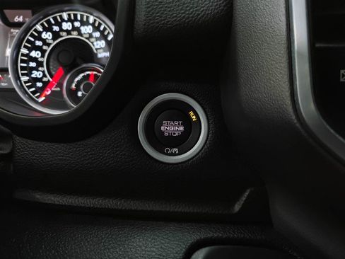 Used 2019 RAM 1500 Big Horn AWD/4WD image 24